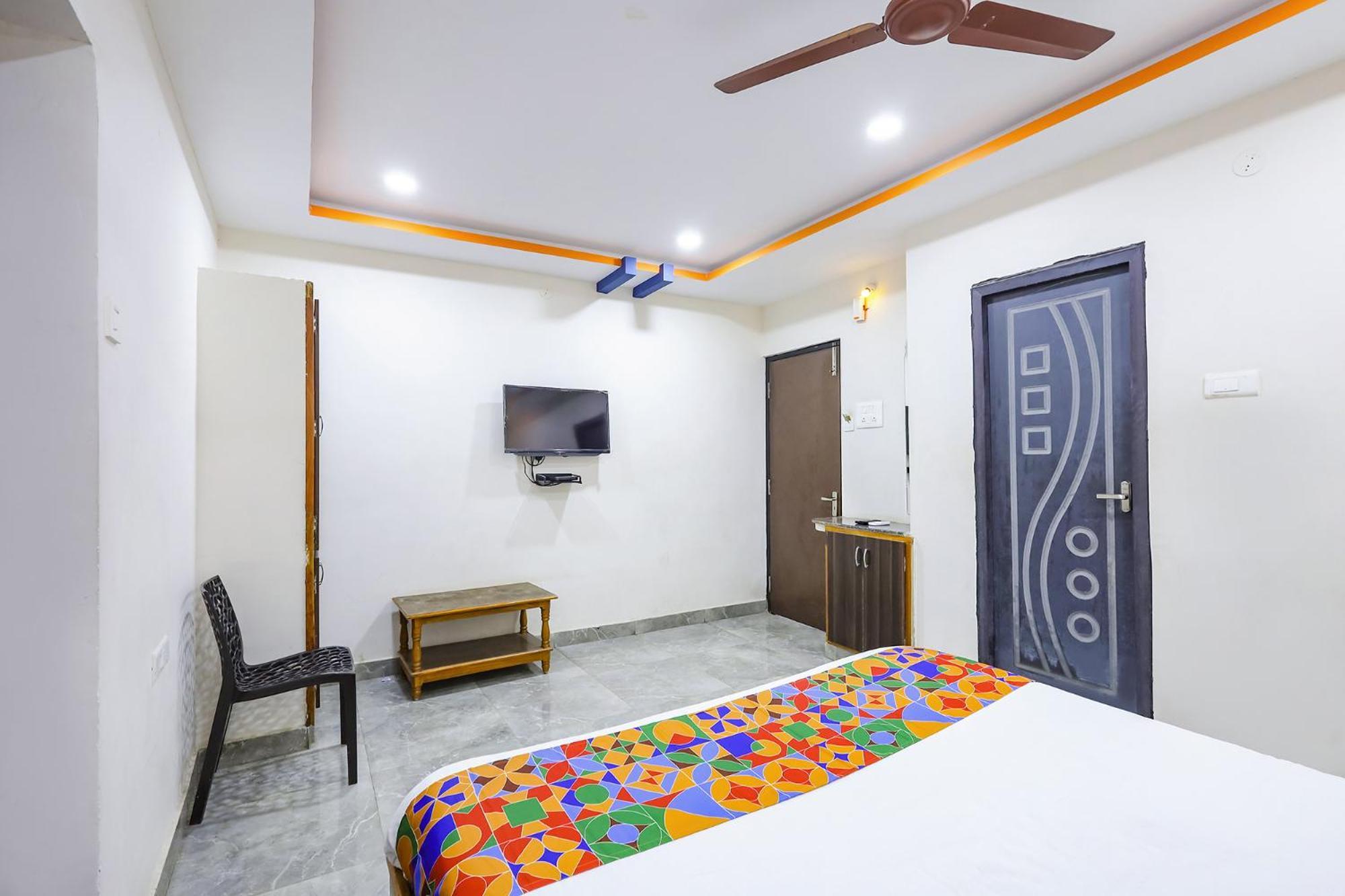 Hotel Capital O Lakshmi Residency Tirupati Exterior foto