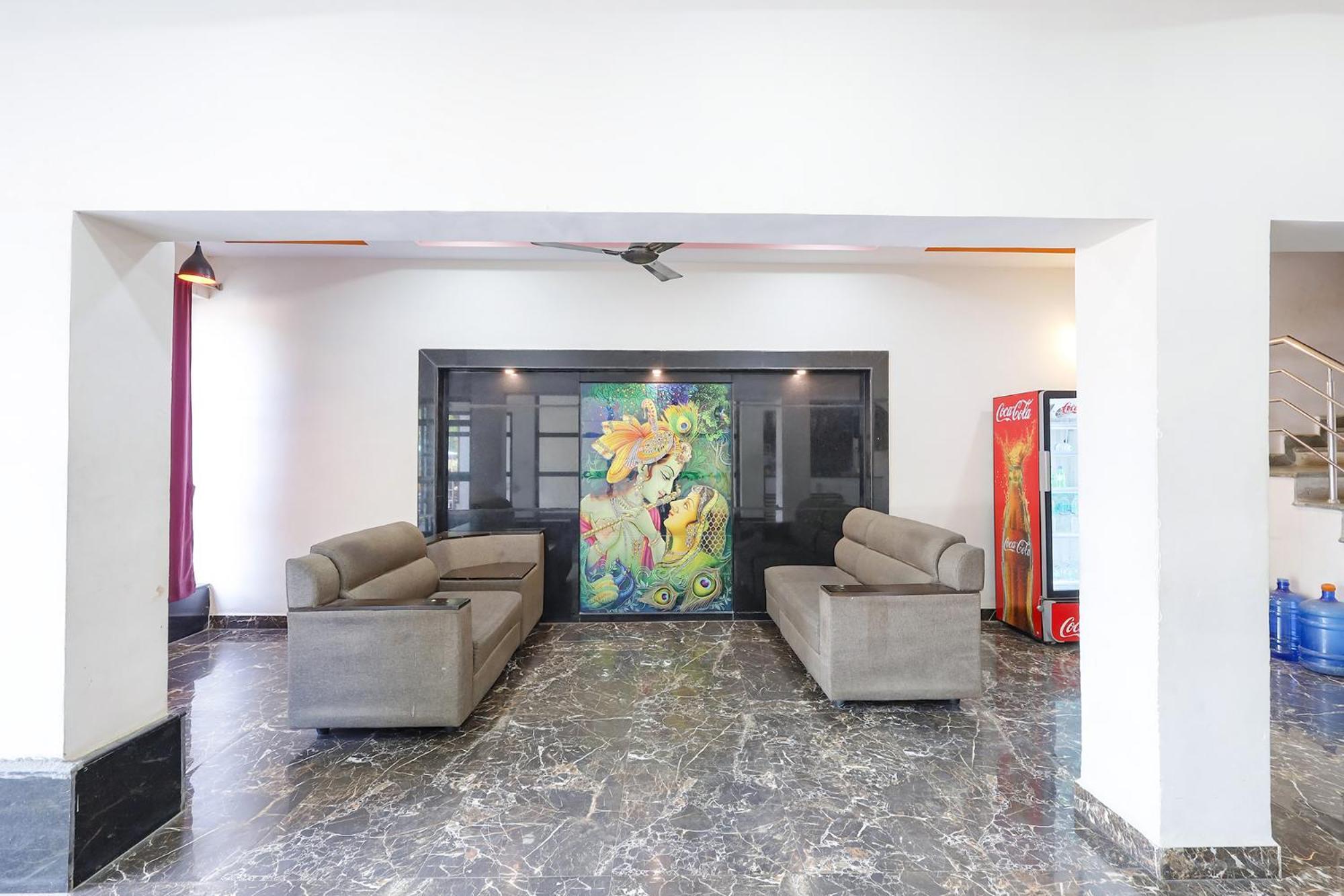 Hotel Capital O Lakshmi Residency Tirupati Exterior foto