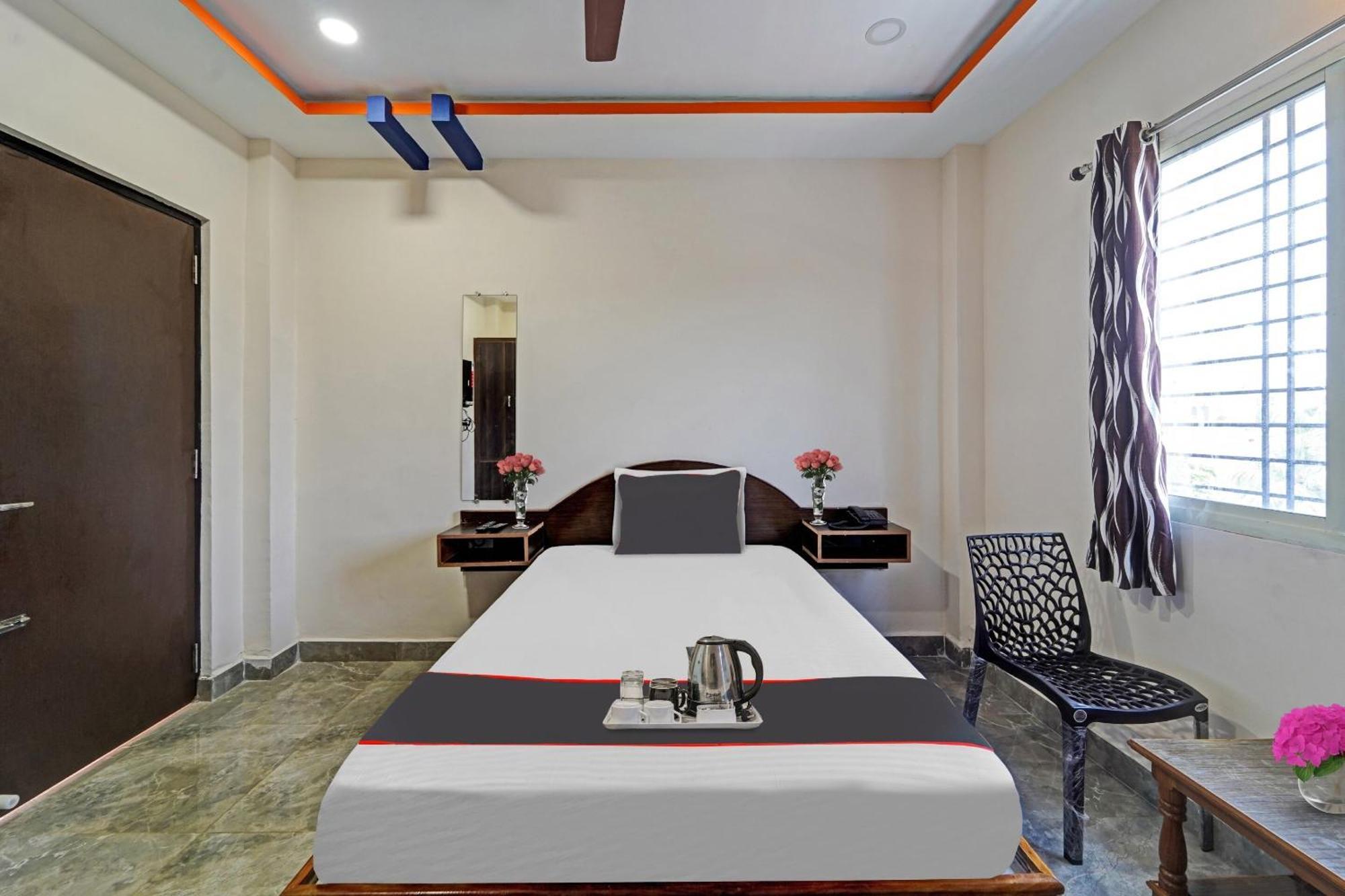 Hotel Capital O Lakshmi Residency Tirupati Exterior foto